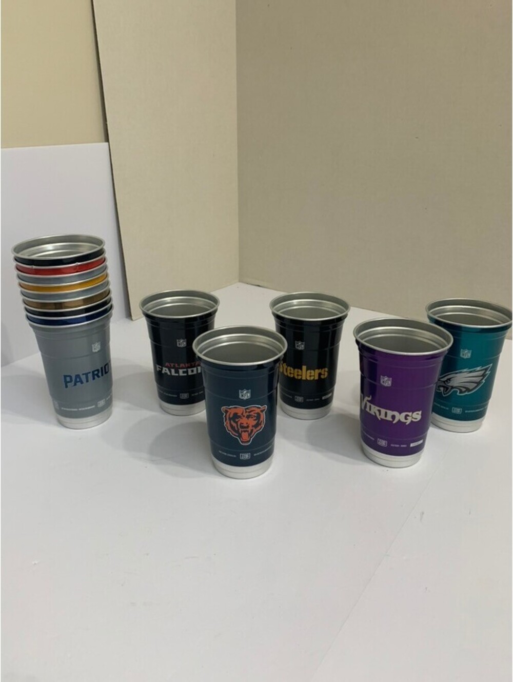 Lot of 14 NFL Reusable Aluminum Party Cups 20oz Mixed Teams Tailgate Game Day